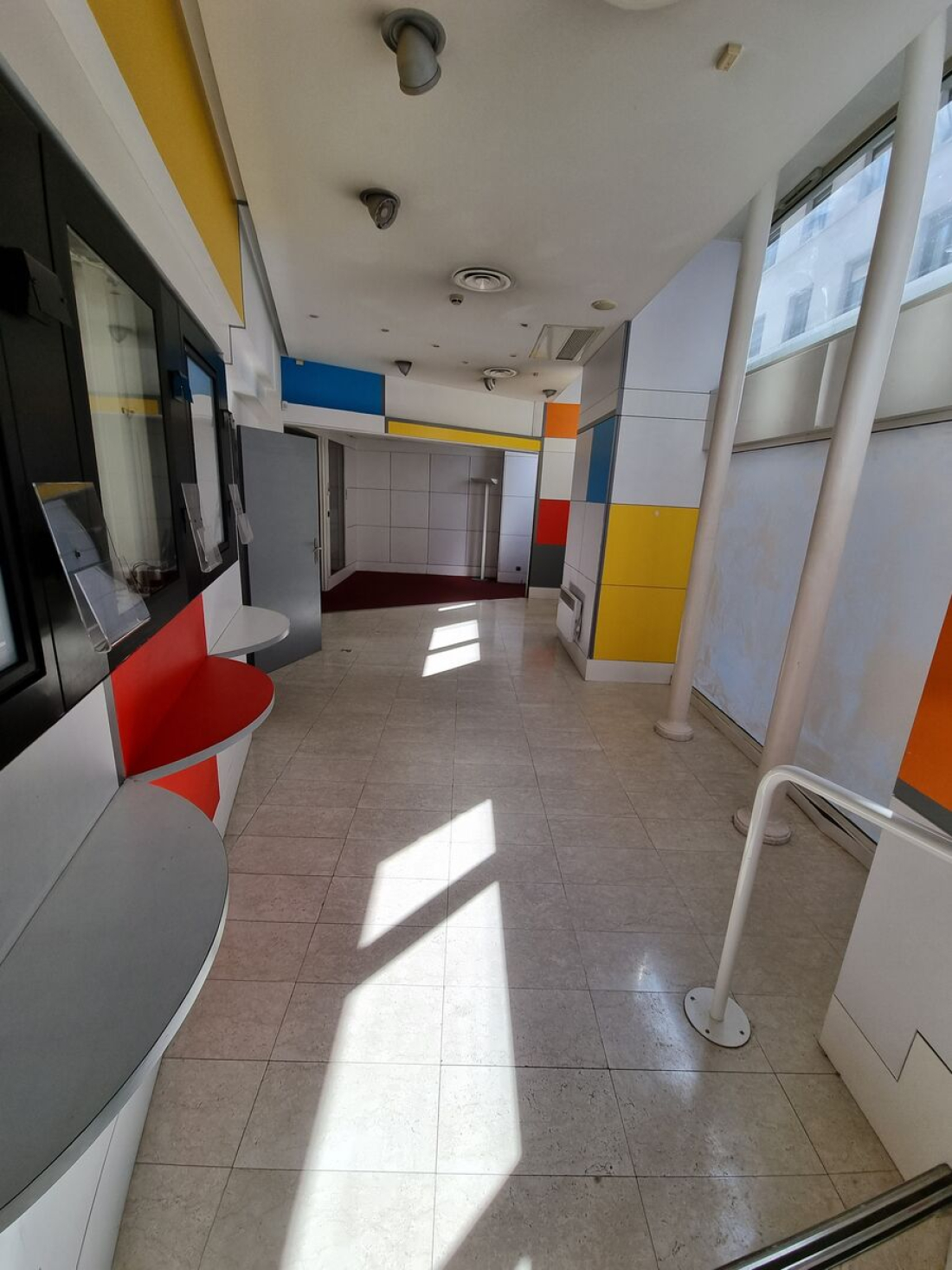 Photo 3 – location Local commercial	NANTES (44000)