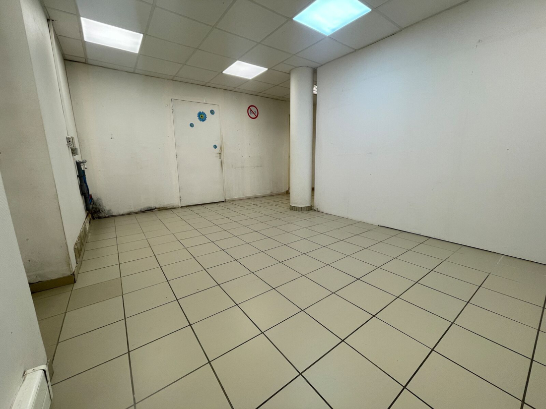 Photo 3 – location Local commercial	NANTES (44000)