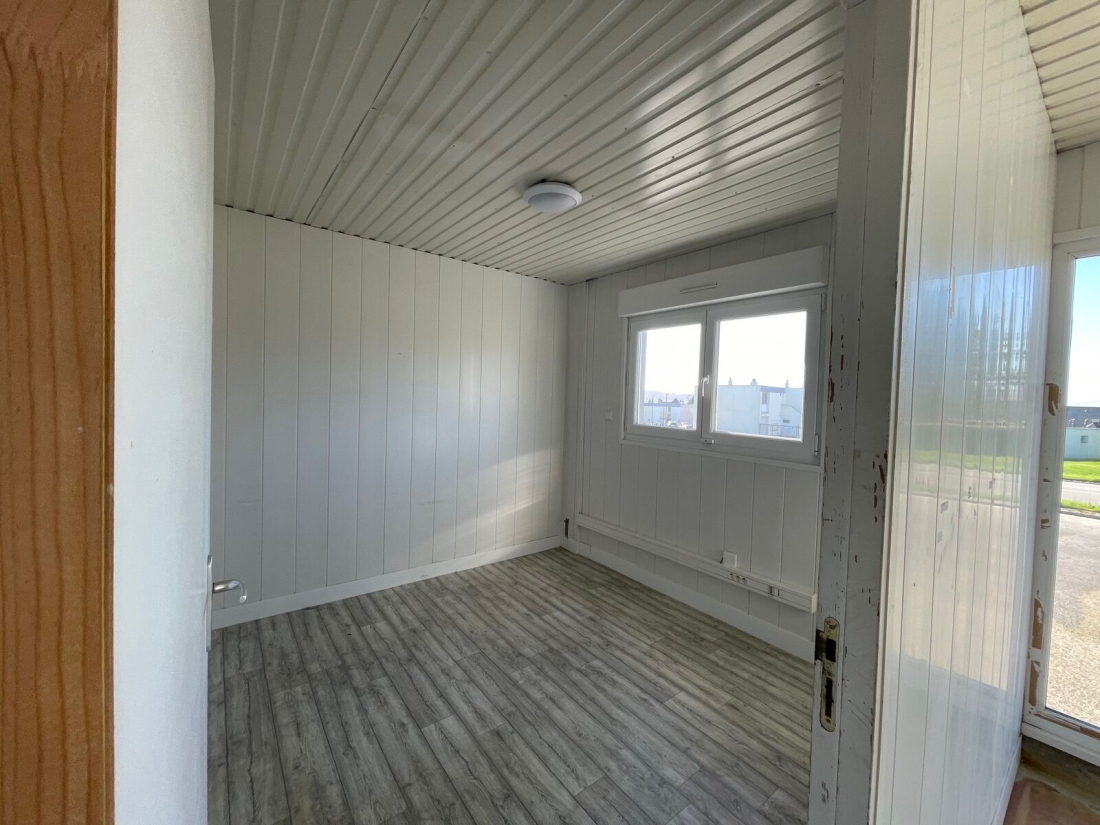 Photo 4 – location Local commercial	LOCMINE (56500)