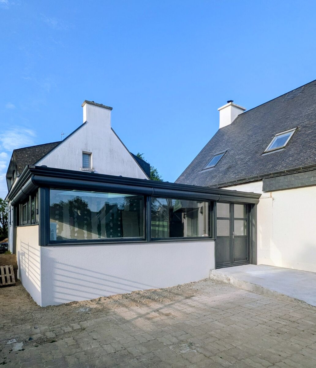 Photo 1 – location Local commercial	SAINT AVE (56890)