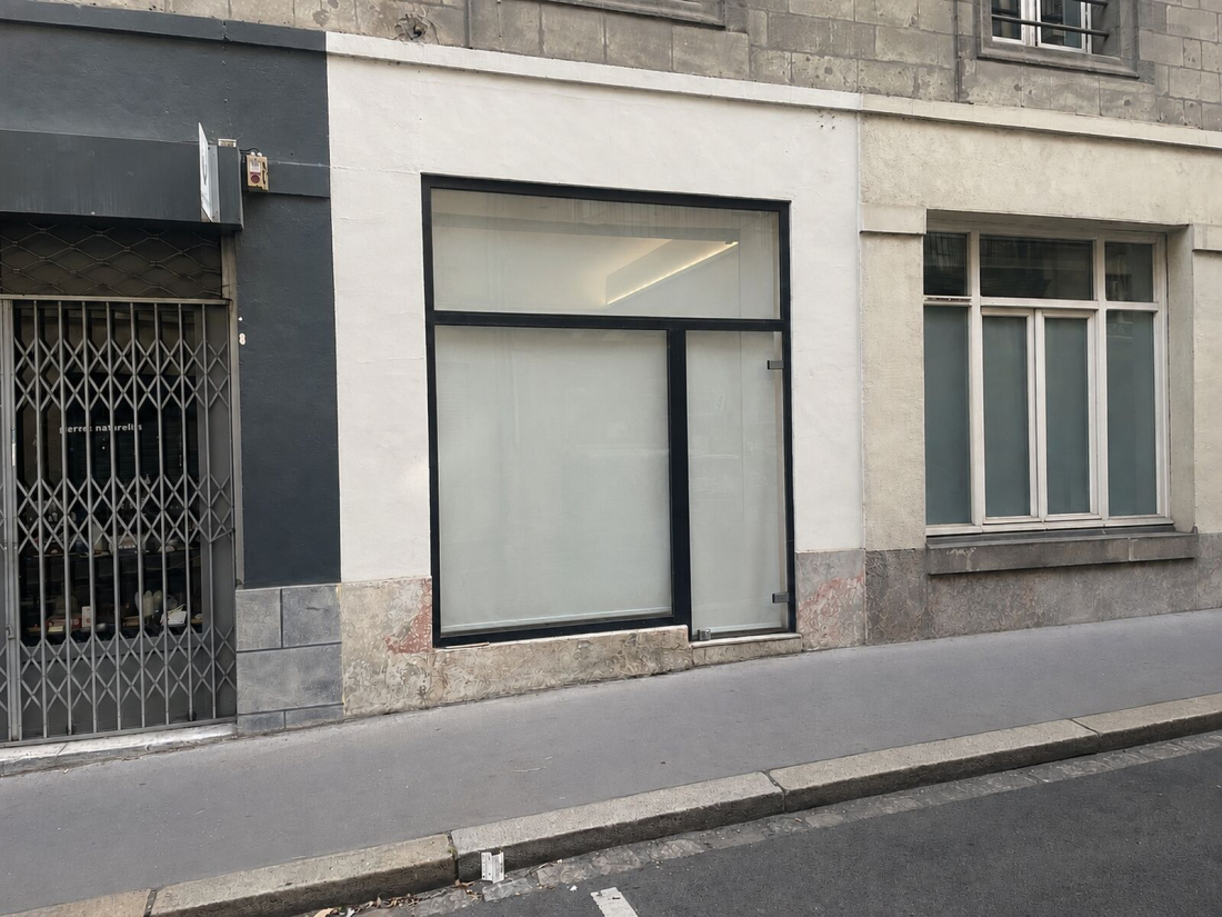 Photo 1 – location Local commercial	NANTES (44000)