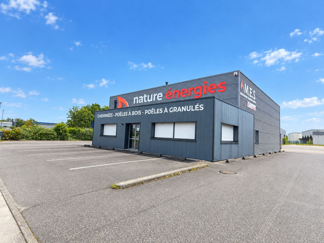 Photo 1 – location entrepôts / activités	AURAY (56400)