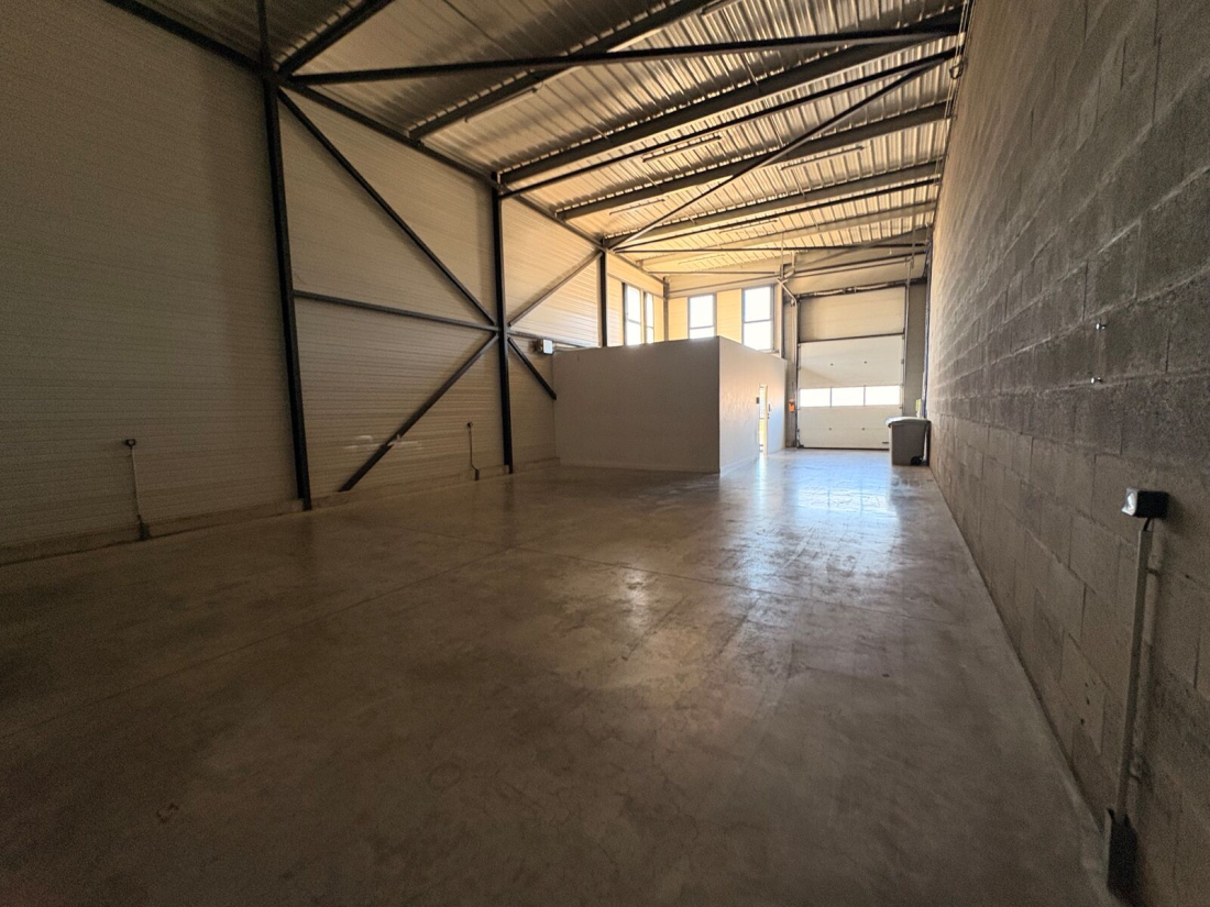 Photo 5 – location entrepôts / activités	SAINT HERBLAIN (44800)