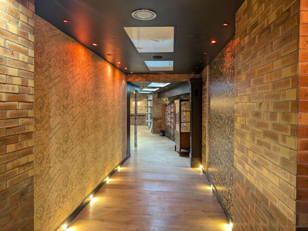 Photo 1 – vente Local commercial	VANNES (56000)