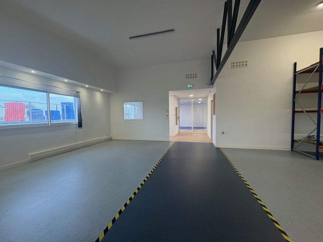 Photo 10 – location bureaux	NANTES (44300)