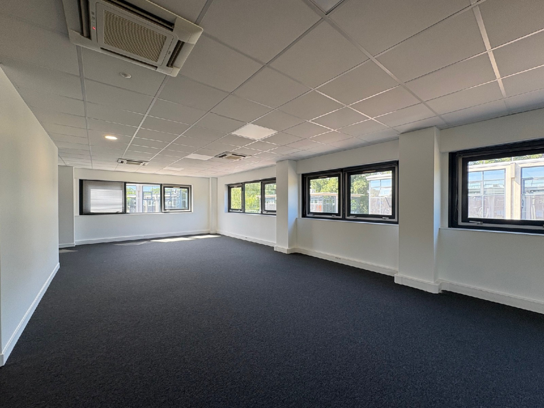 Photo 3 – location bureaux	NANTES (44300)