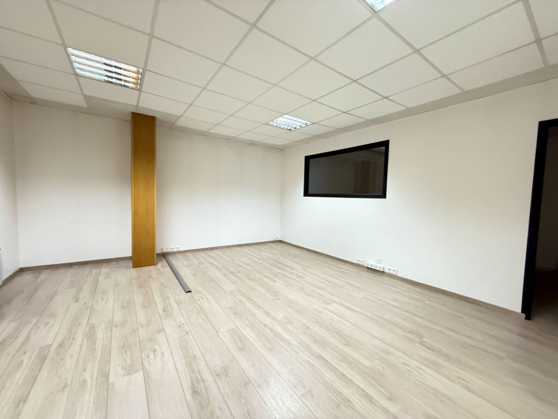 Photo 5 – location bureaux	THEIX NOYALO (56450)