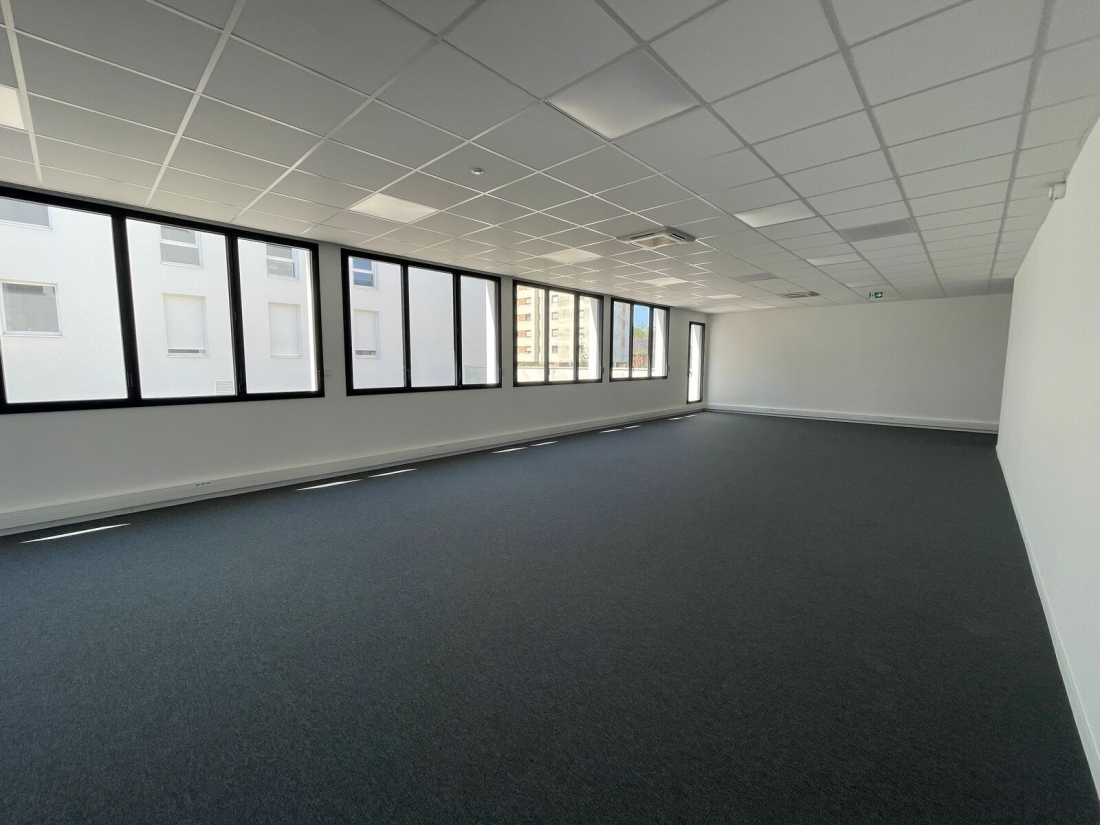 Photo 8 – location bureaux	NANTES (44300)