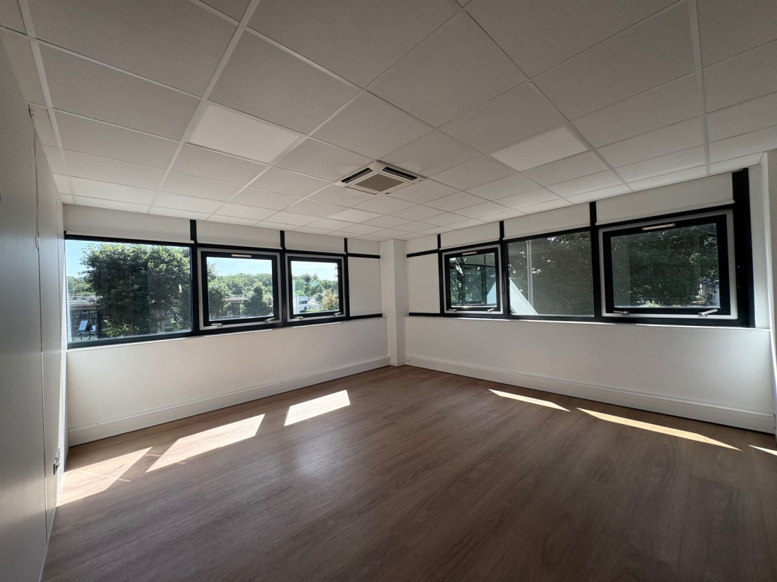 Photo 10 – location bureaux	NANTES (44300)