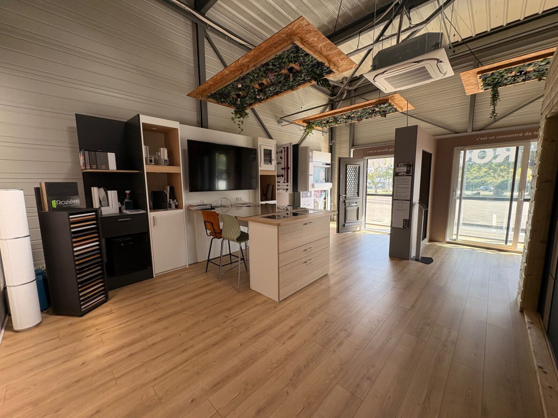 Photo 5 – location Local commercial	CARQUEFOU (44470)