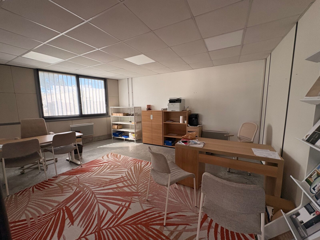 Photo 7 – location Local commercial	CARQUEFOU (44470)