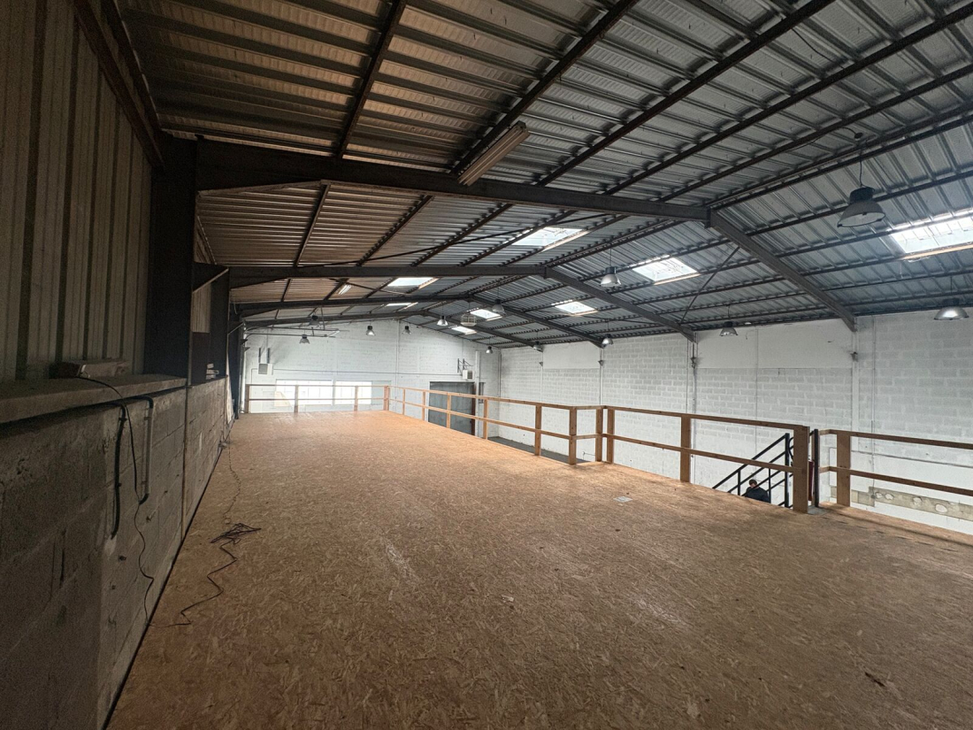 Photo 4 – location entrepôts / activités	CARQUEFOU (44470)