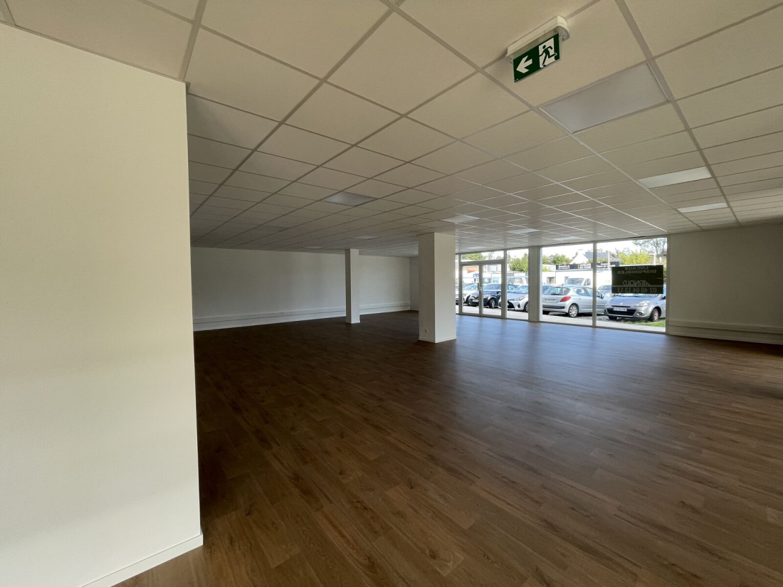 Photo 3 – location bureaux	VANNES (56000)