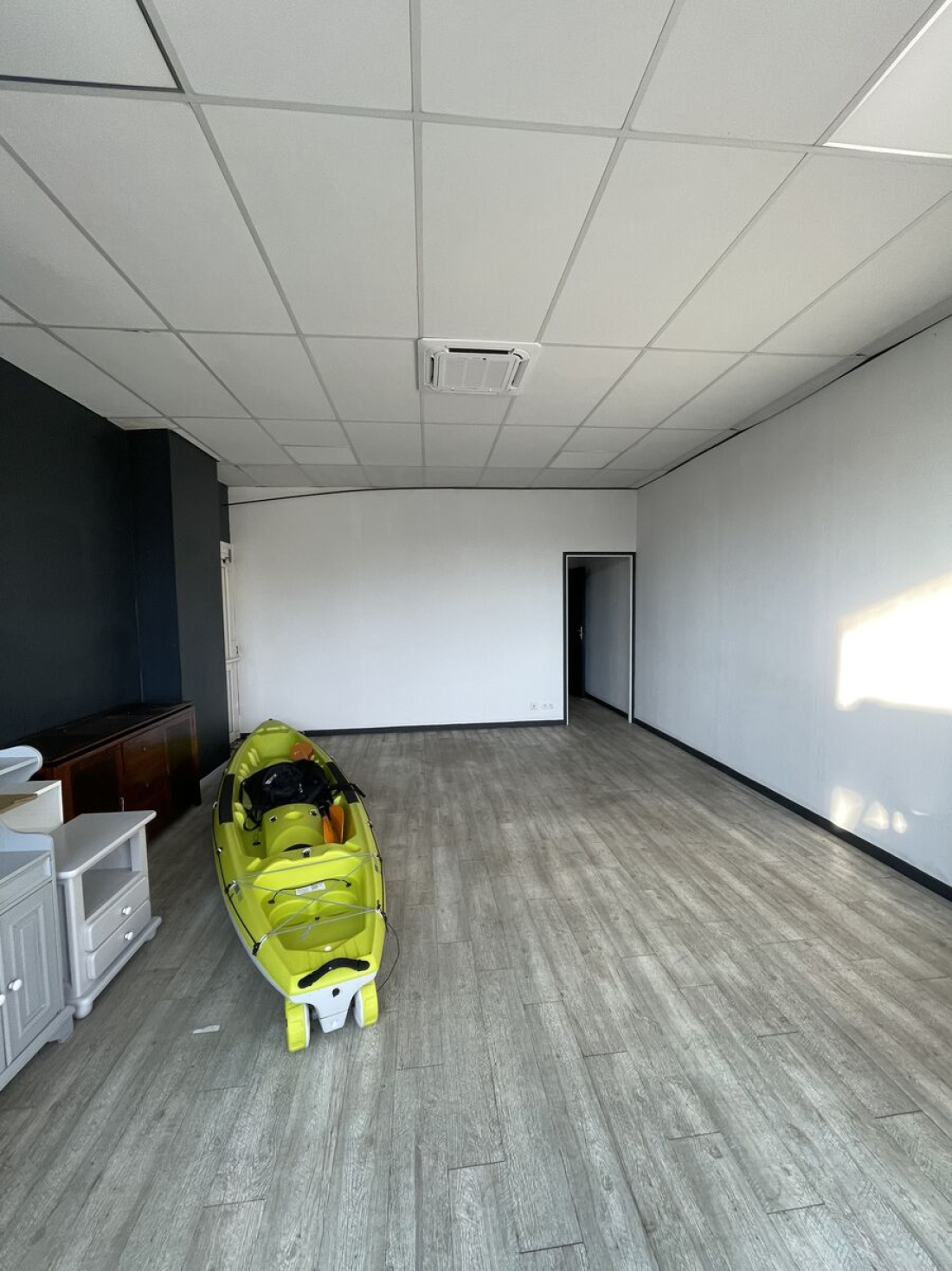 Photo 2 – location Local commercial	PLOEREN (56880)