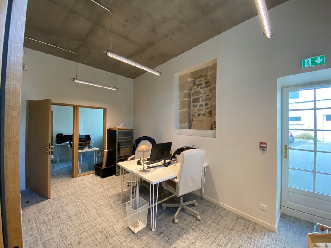 Photo 2 – location bureaux	VANNES (56000)