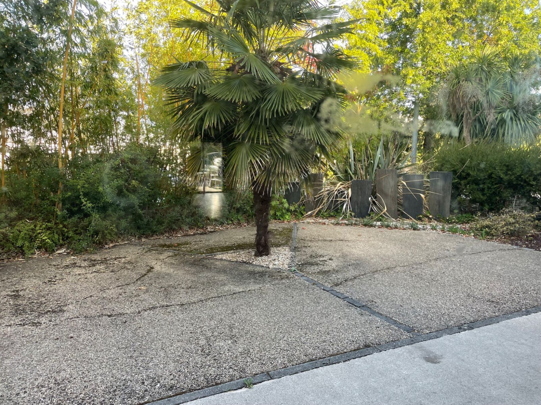 Photo 8 – location Local commercial	PLESCOP (56890)
