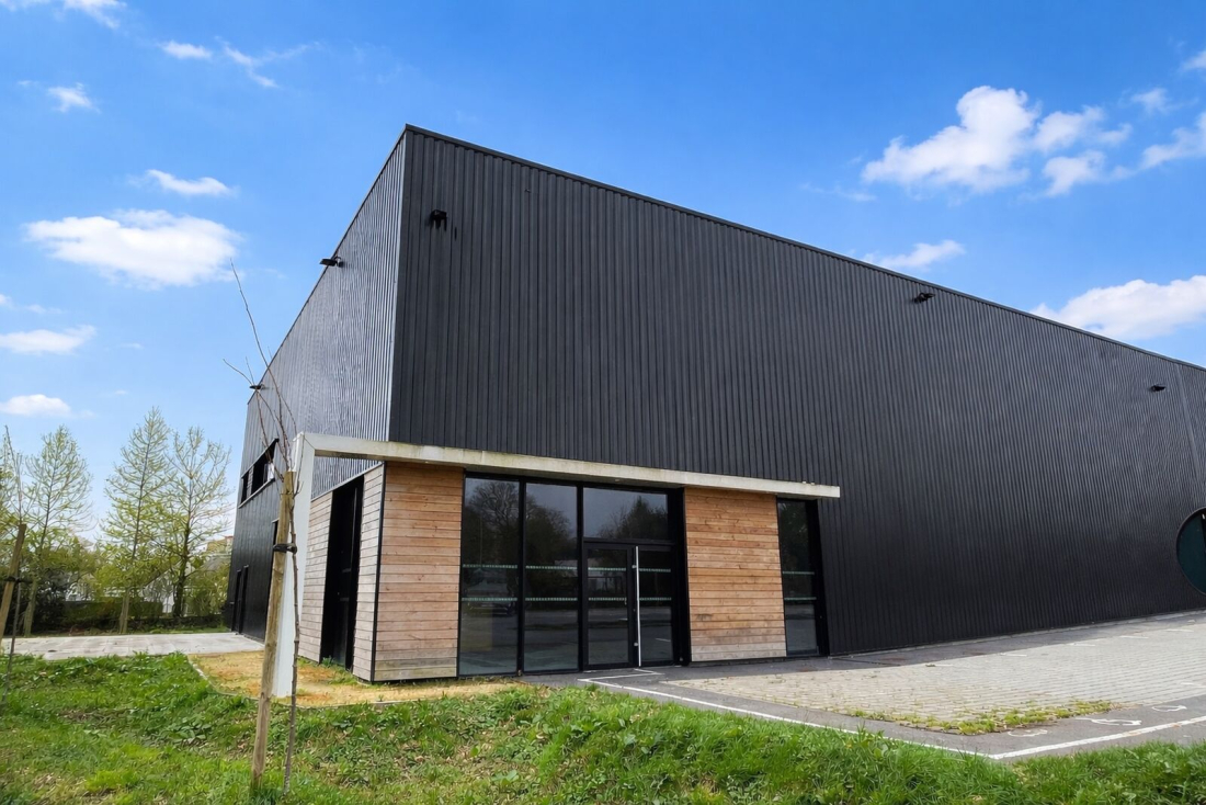 Photo 3 – location entrepôts / activités	PLESCOP (56890)