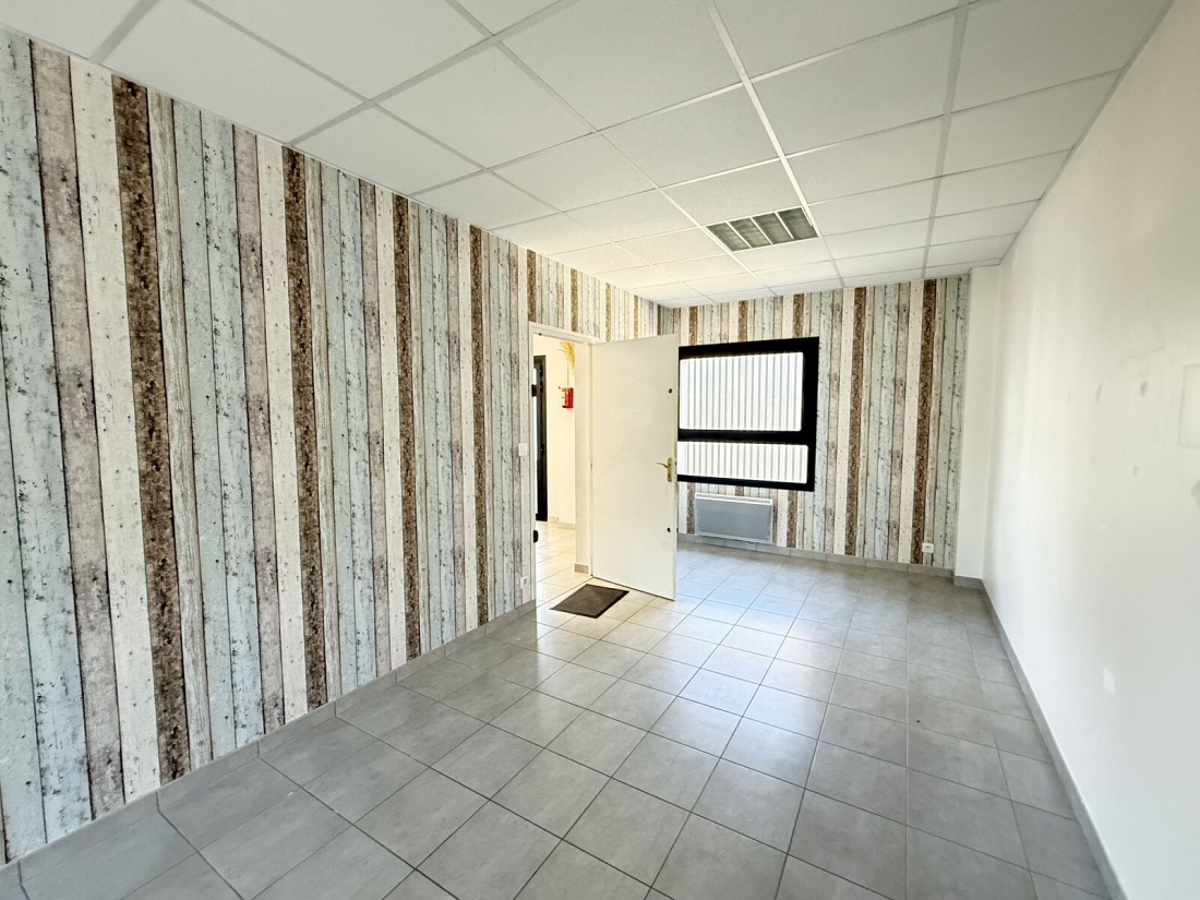 Photo 2 – location bureaux	ARRADON (56610)