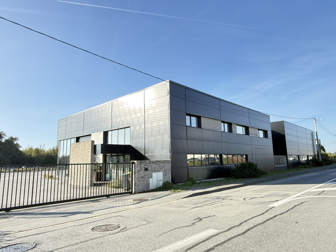 Photo 2 – location Local commercial	PLOEREN (56880)