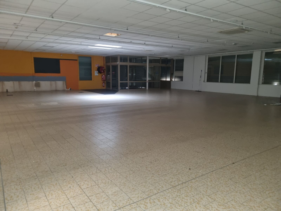 Photo 4 – location entrepôts / activités	SAINT ETIENNE DE MONTLUC (44360)