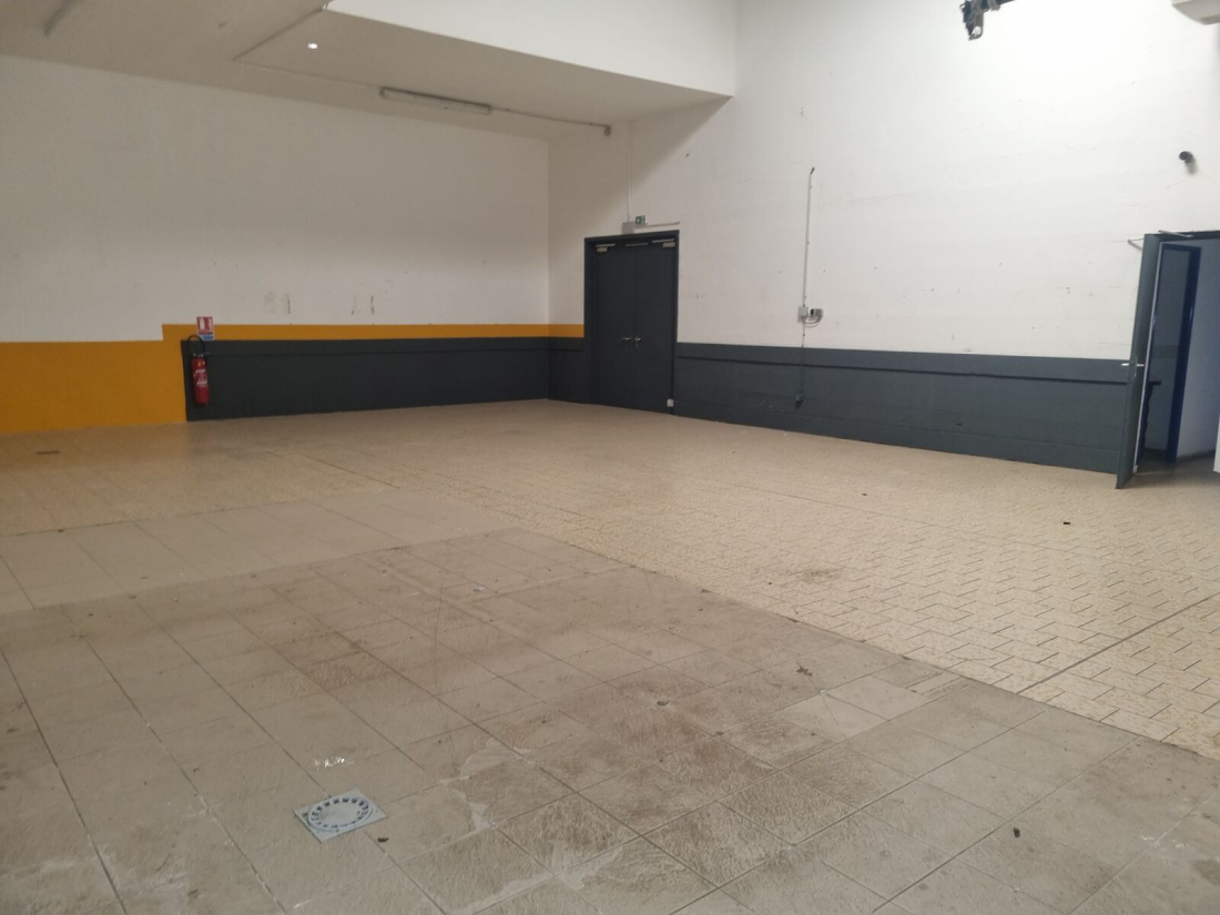 Photo 5 – location entrepôts / activités	SAINT ETIENNE DE MONTLUC (44360)