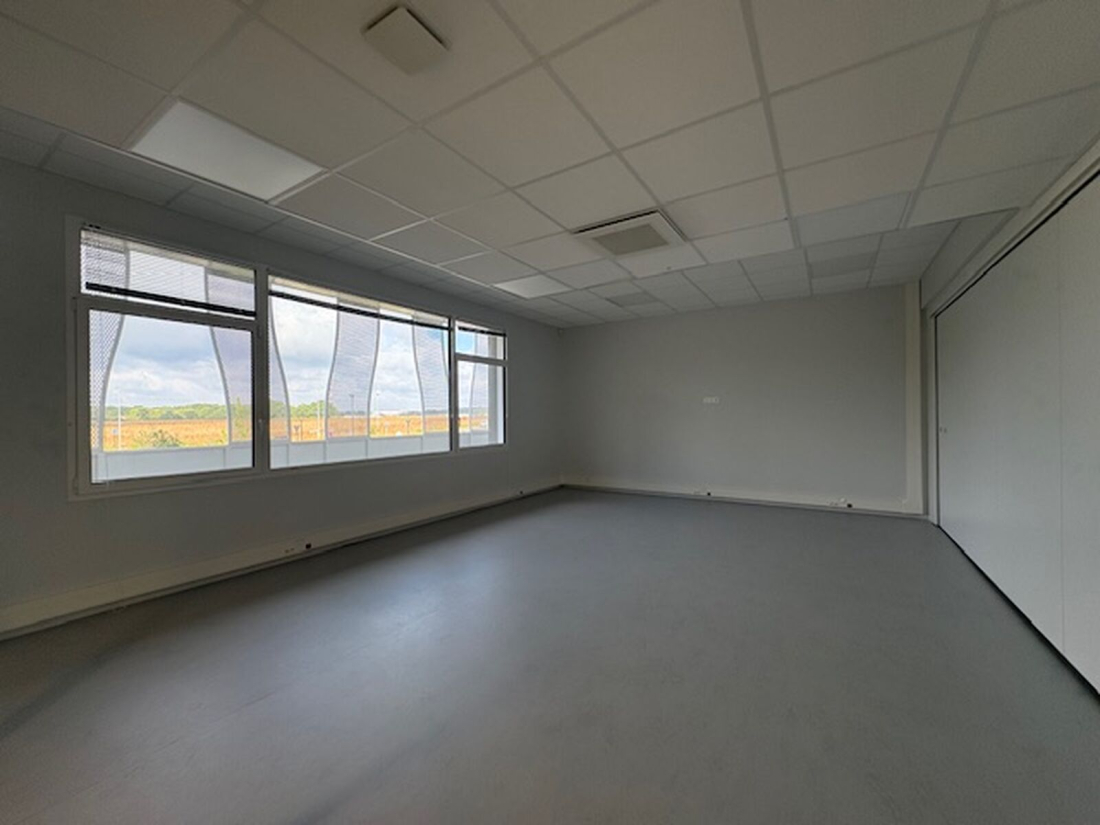 Photo 6 – location bureaux	SAINT AIGNAN GRANDLIEU (44860)