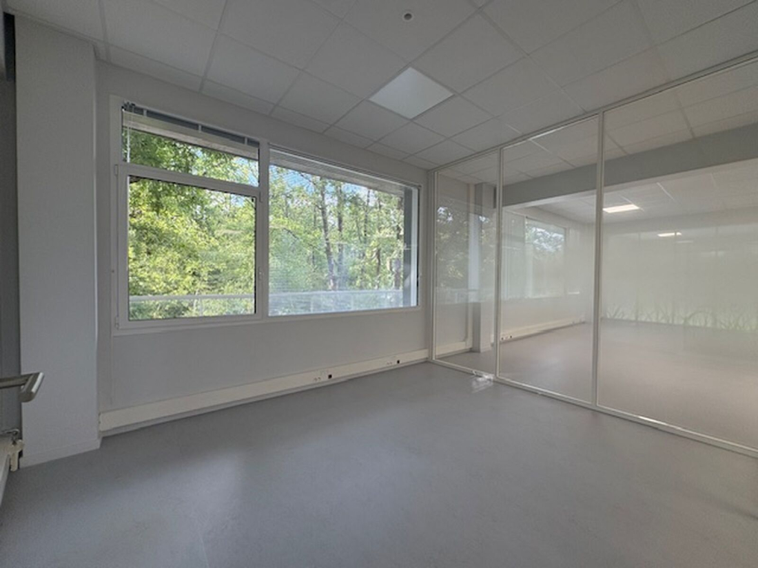 Photo 9 – location bureaux	SAINT AIGNAN GRANDLIEU (44860)