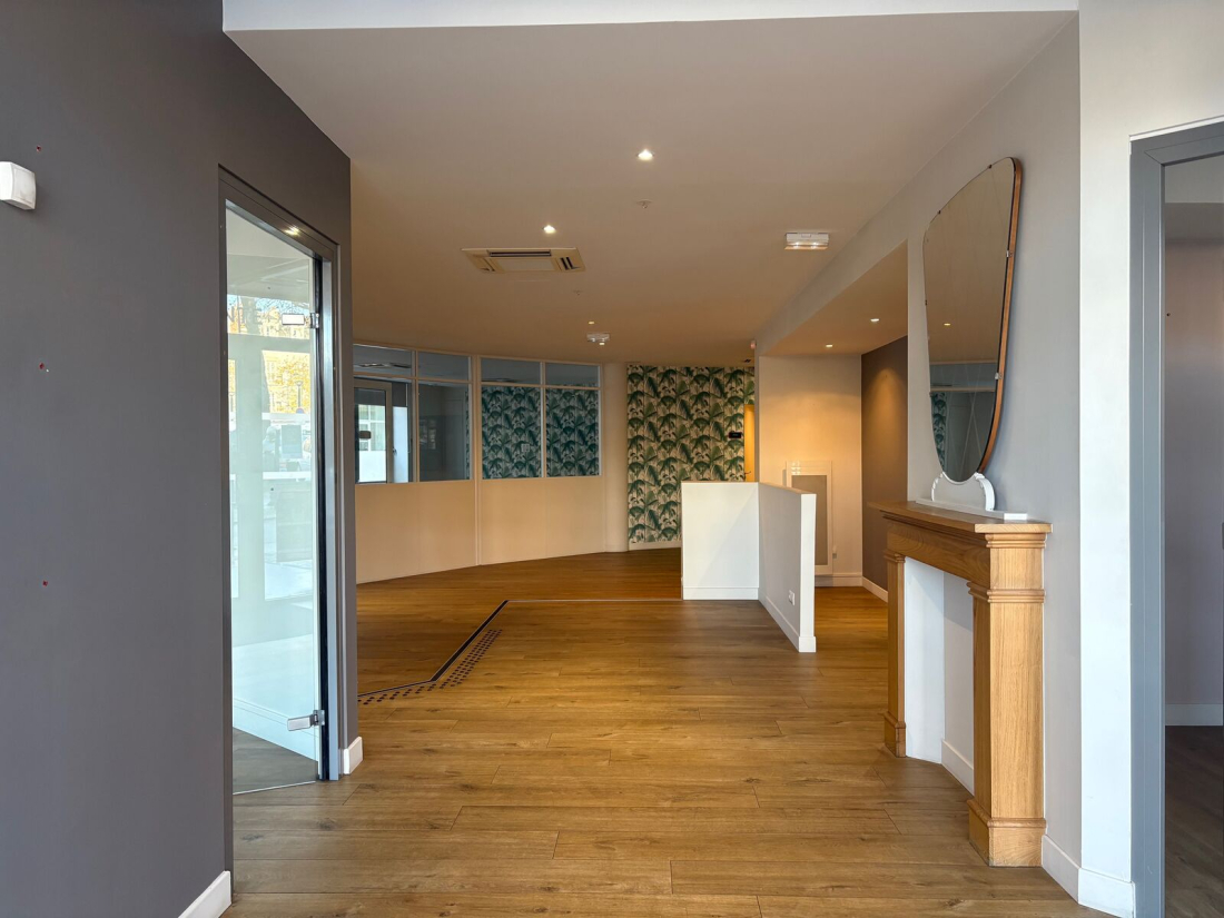 Photo 2 – location Local commercial	NANTES (44000)