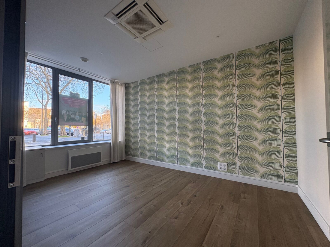 Photo 4 – location Local commercial	NANTES (44000)