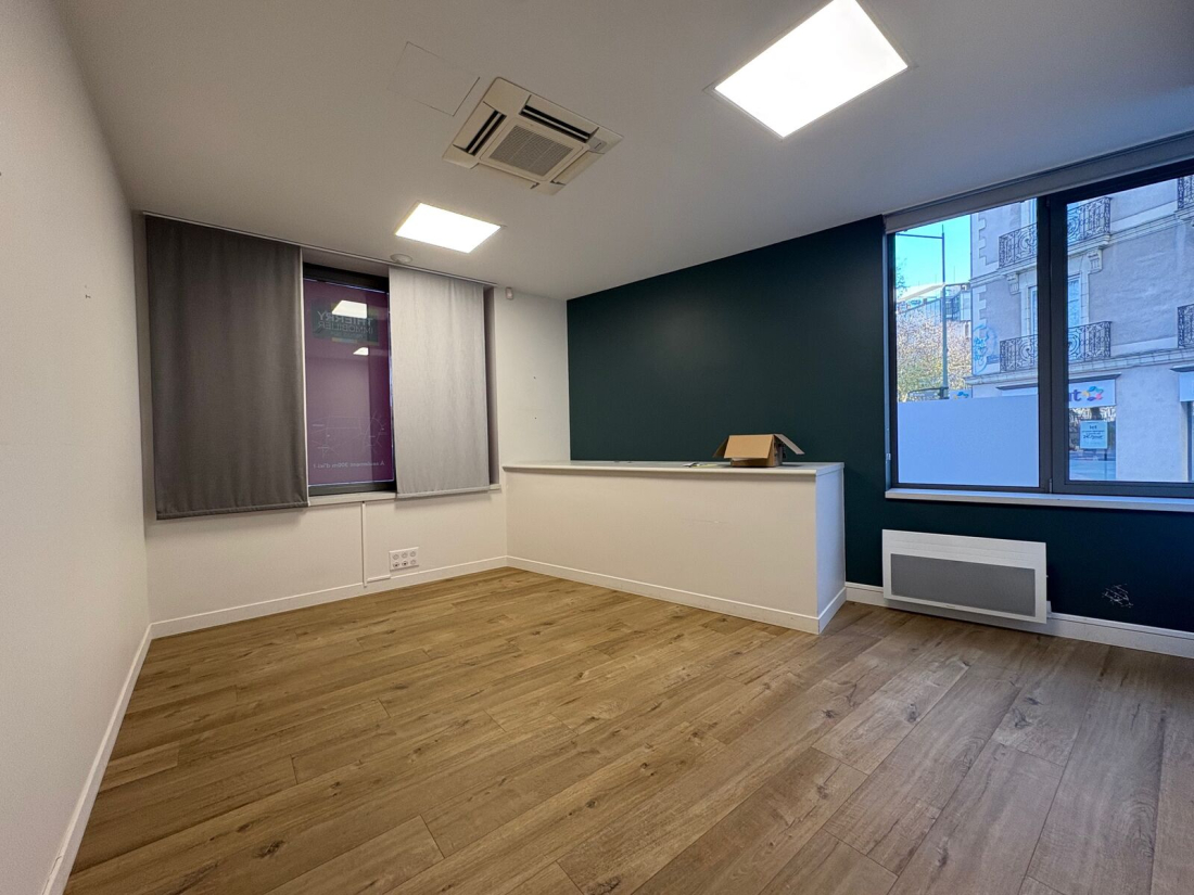 Photo 5 – location Local commercial	NANTES (44000)