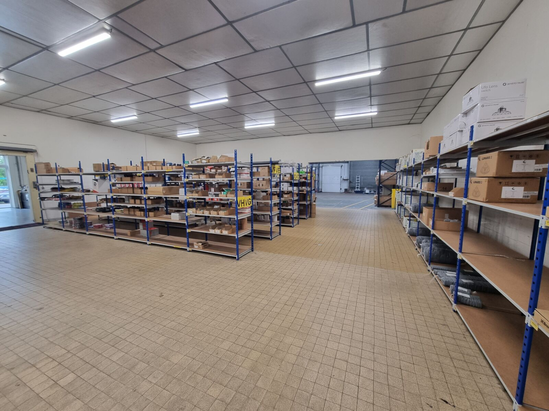 Photo 4 – location entrepôts / activités	VERTOU (44120)