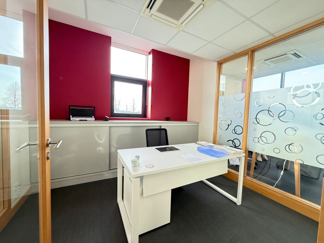 Photo 2 – location bureaux	VANNES (56000)
