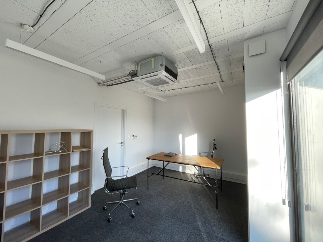 Photo 5 – vente bureaux	VANNES (56000)