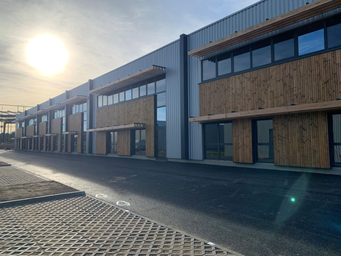 Photo 5 – vente entrepôts / activités	GRANDCHAMP DES FONTAINES (44119)