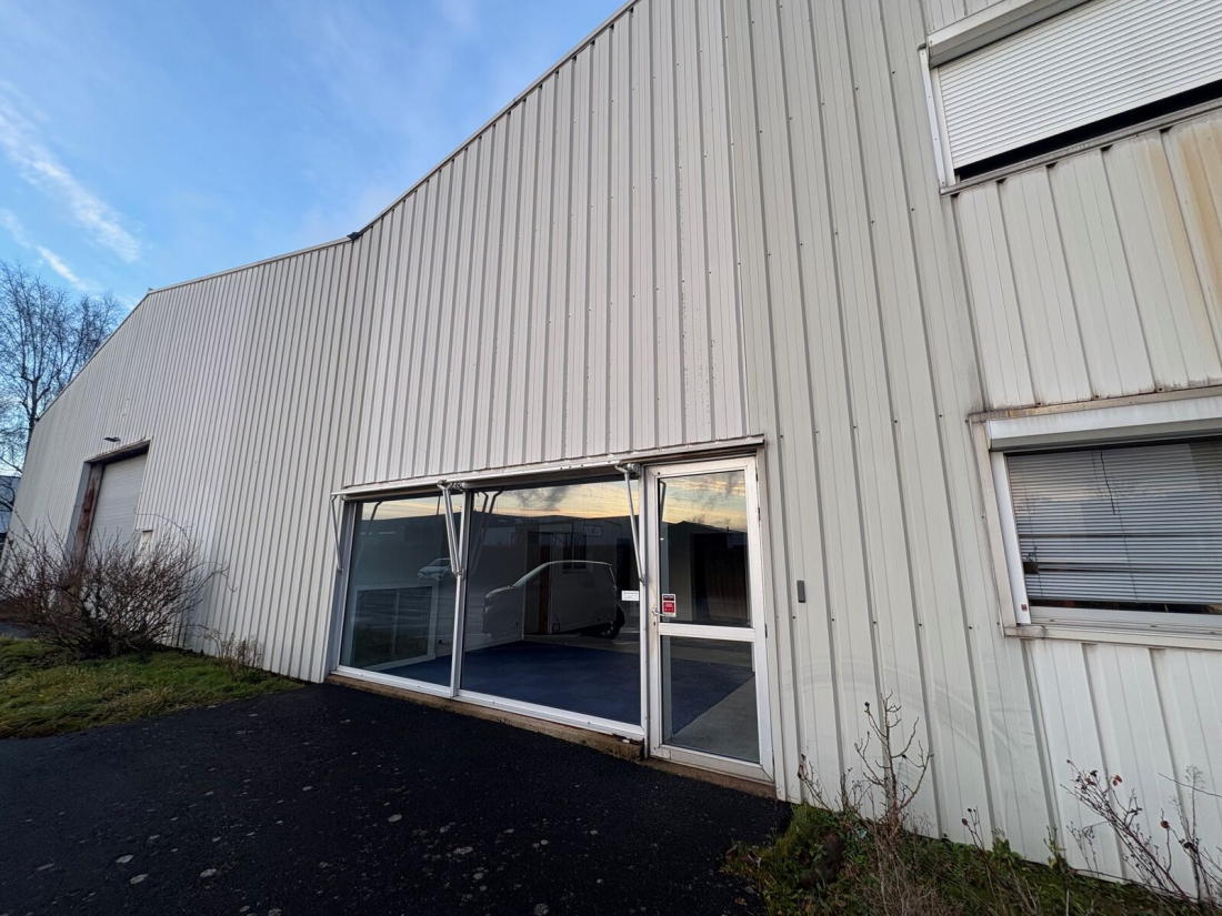 Photo 2 – location entrepôts / activités	SAINT HERBLAIN (44800)