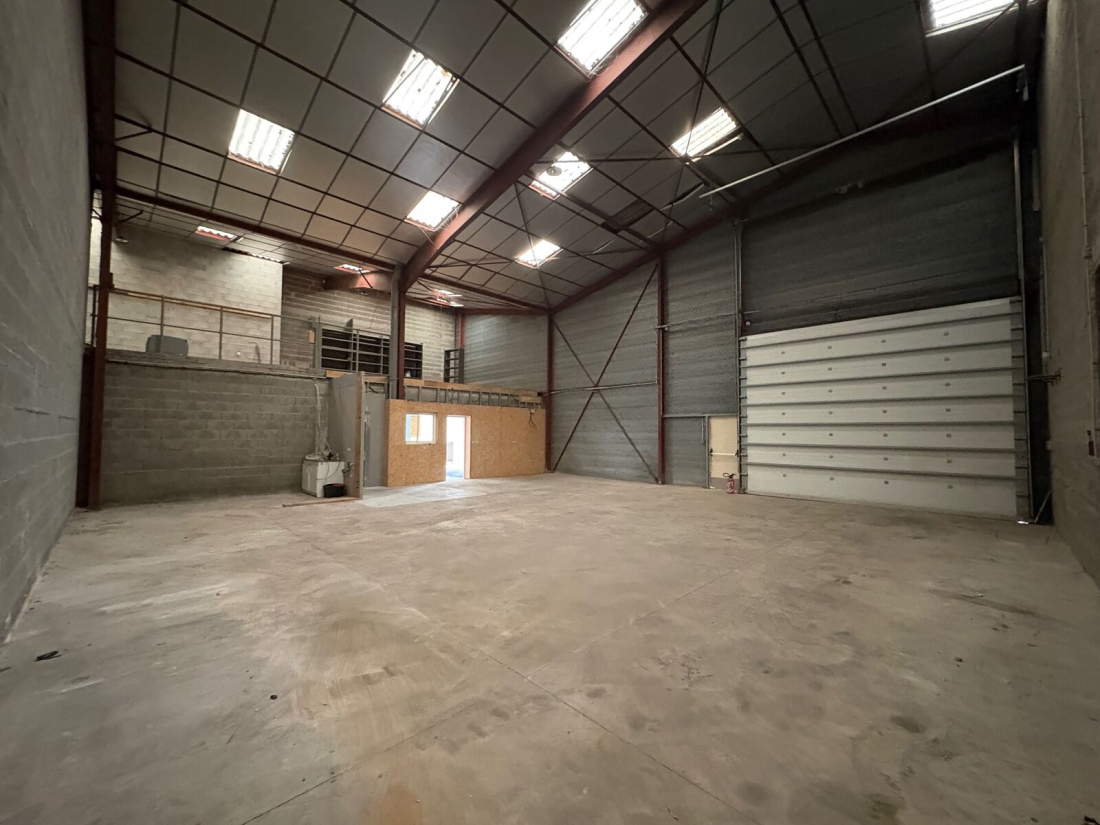 Photo 7 – location entrepôts / activités	SAINT HERBLAIN (44800)