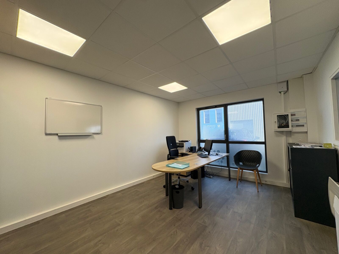 Photo 4 – location entrepôts / activités	SAINT HERBLAIN (44800)