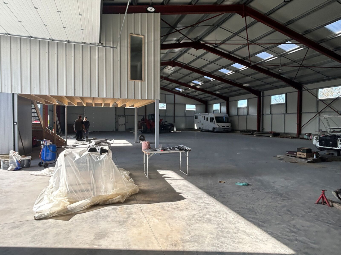 Photo 5 – location entrepôts / activités	BRECH (56400)