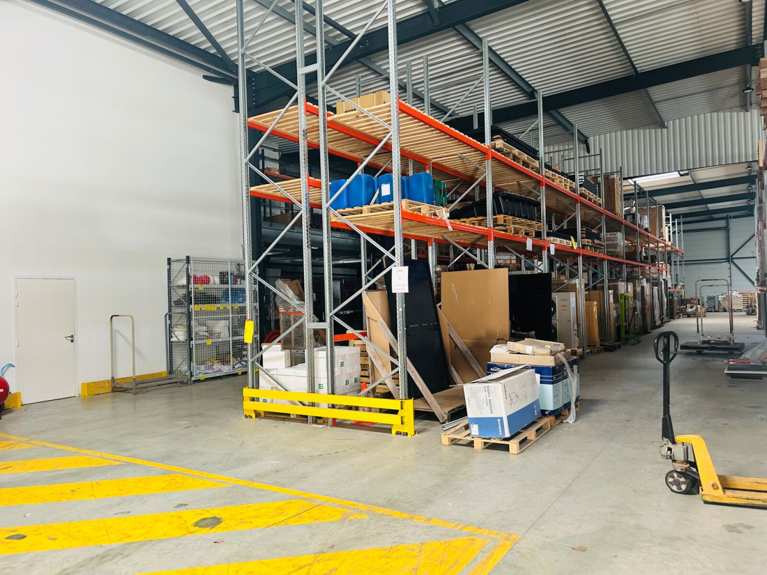 Photo 5 – location entrepôts / activités	QUEVEN (56530)