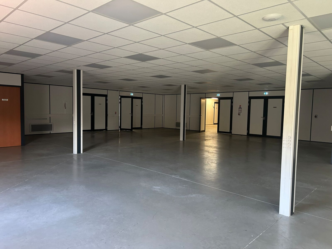 Photo 13 – location bureaux	CAUDAN (56850)