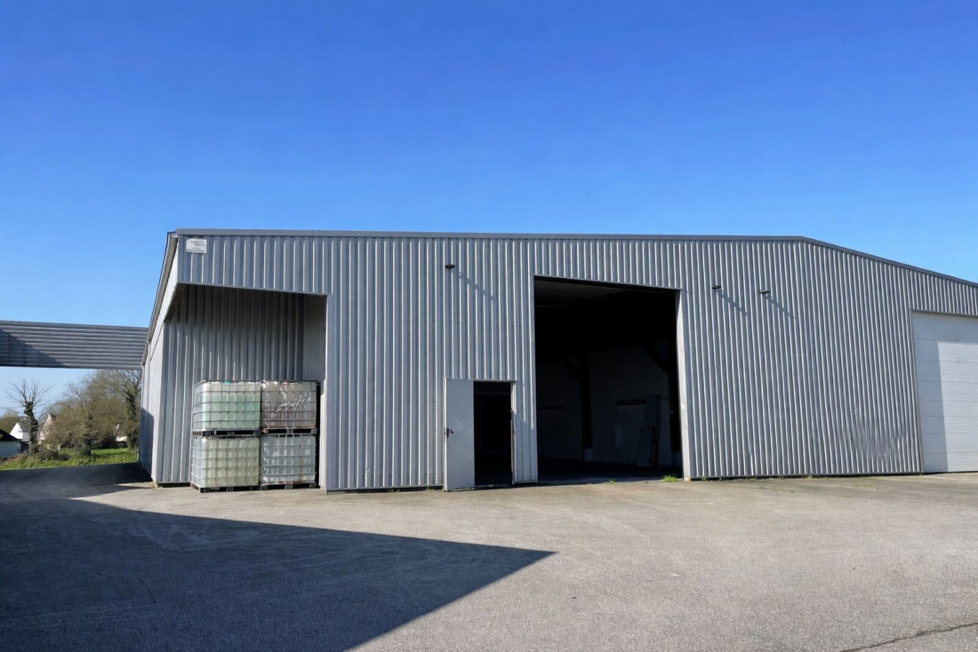 Photo 2 – location entrepôts / activités	LOCMINE (56500)