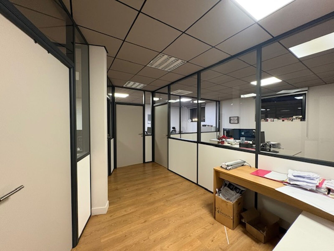 Photo 11 – vente entrepôts / activités	LA CHAPELLE SUR ERDRE (44240)