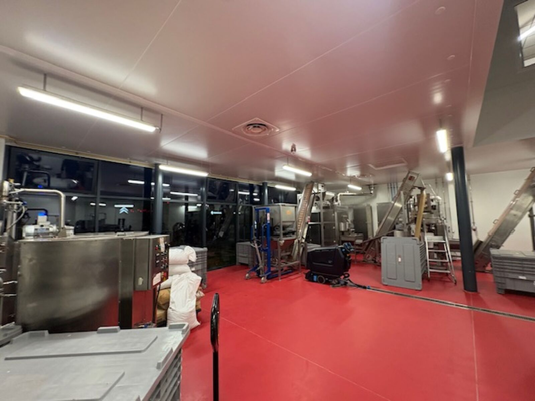 Photo 13 – vente entrepôts / activités	LA CHAPELLE SUR ERDRE (44240)