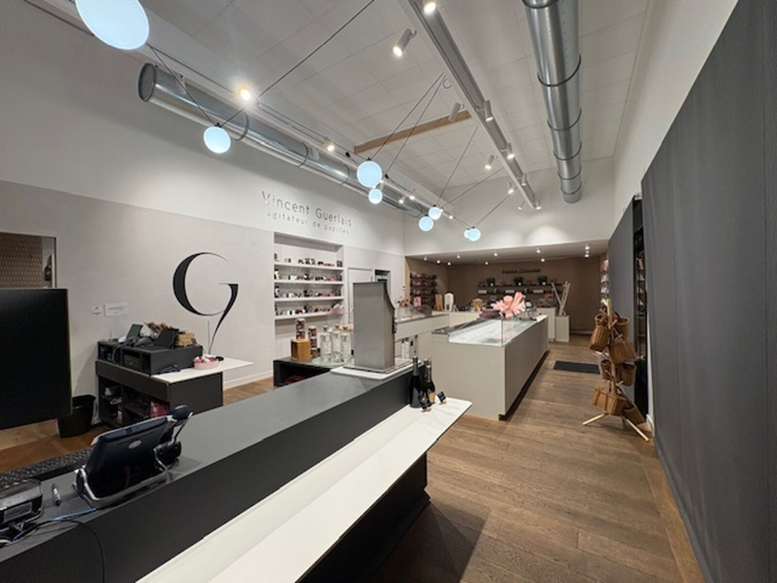 Photo 12 – vente entrepôts / activités	LA CHAPELLE SUR ERDRE (44240)