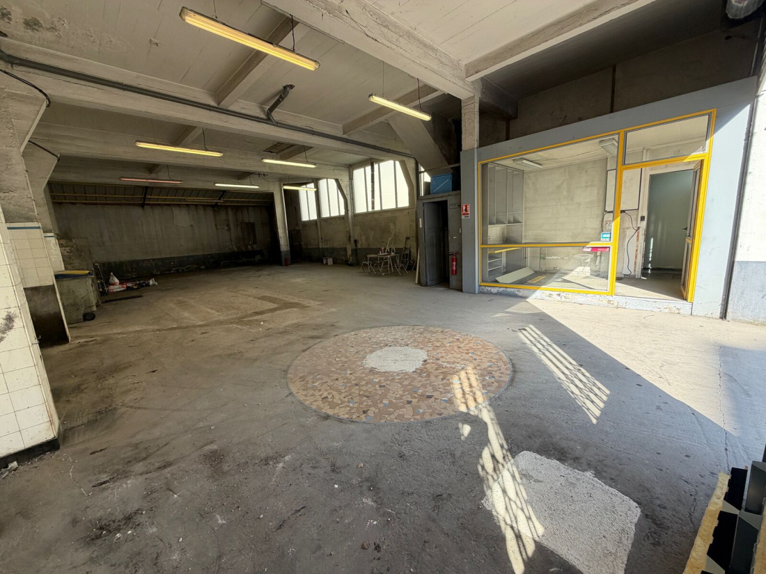 Photo 3 – location entrepôts / activités	NANTES (44000)