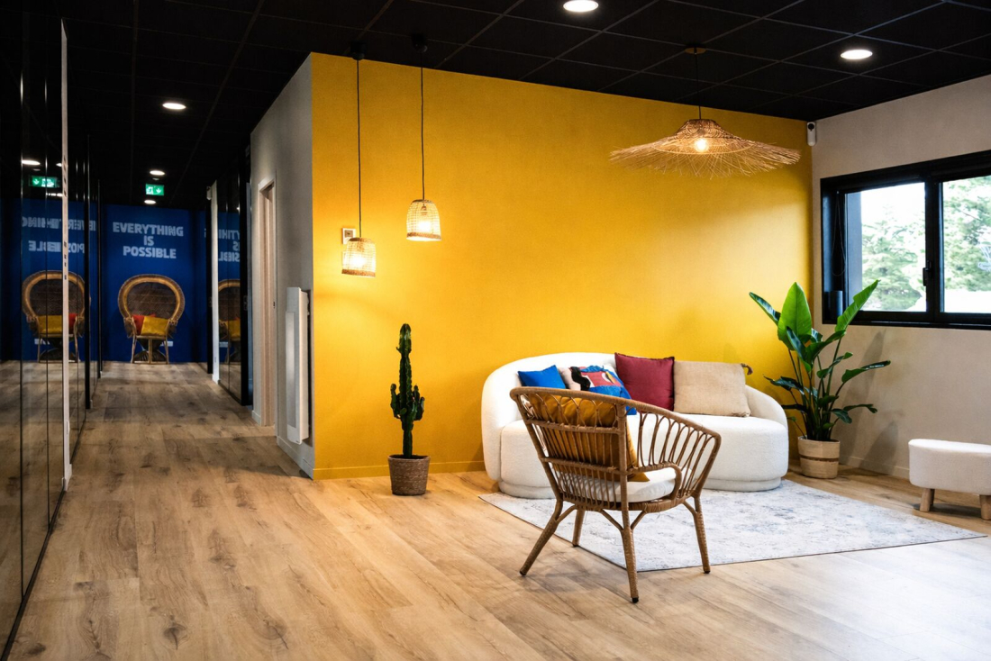 Photo 2 – location bureaux	CAUDAN (56850)