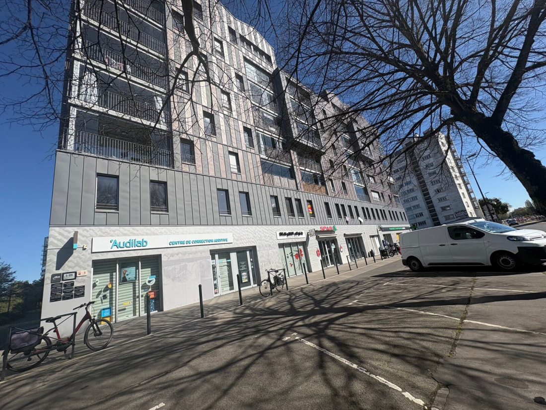 Photo 1 – location bureaux	NANTES (44200)