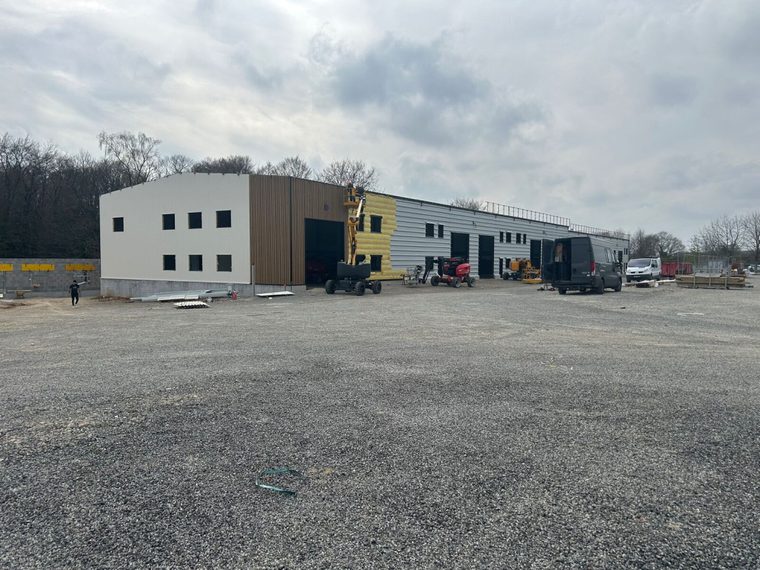 Photo 3 – vente entrepôts / activités	KERVIGNAC (56700)