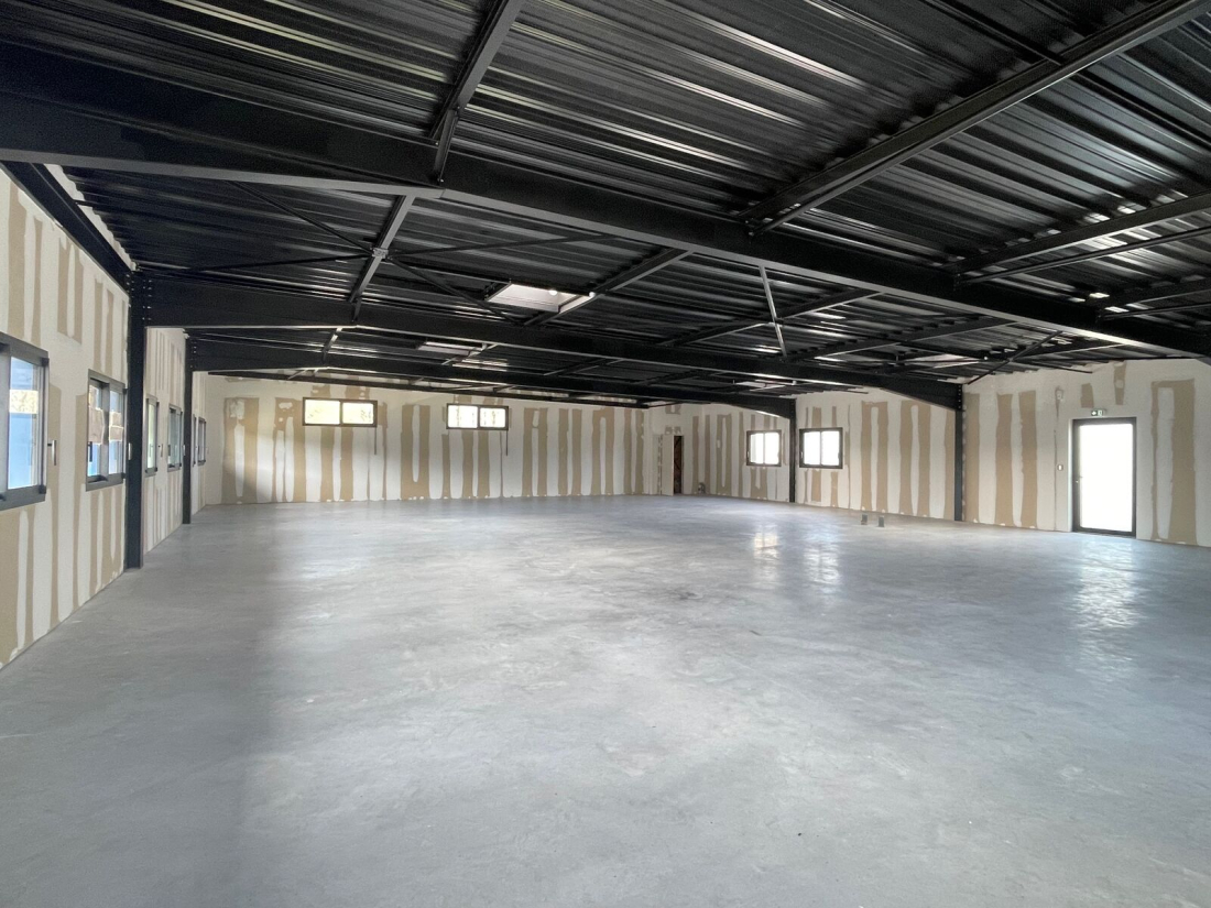 Photo 3 – location bureaux	GRAND CHAMP (56390)