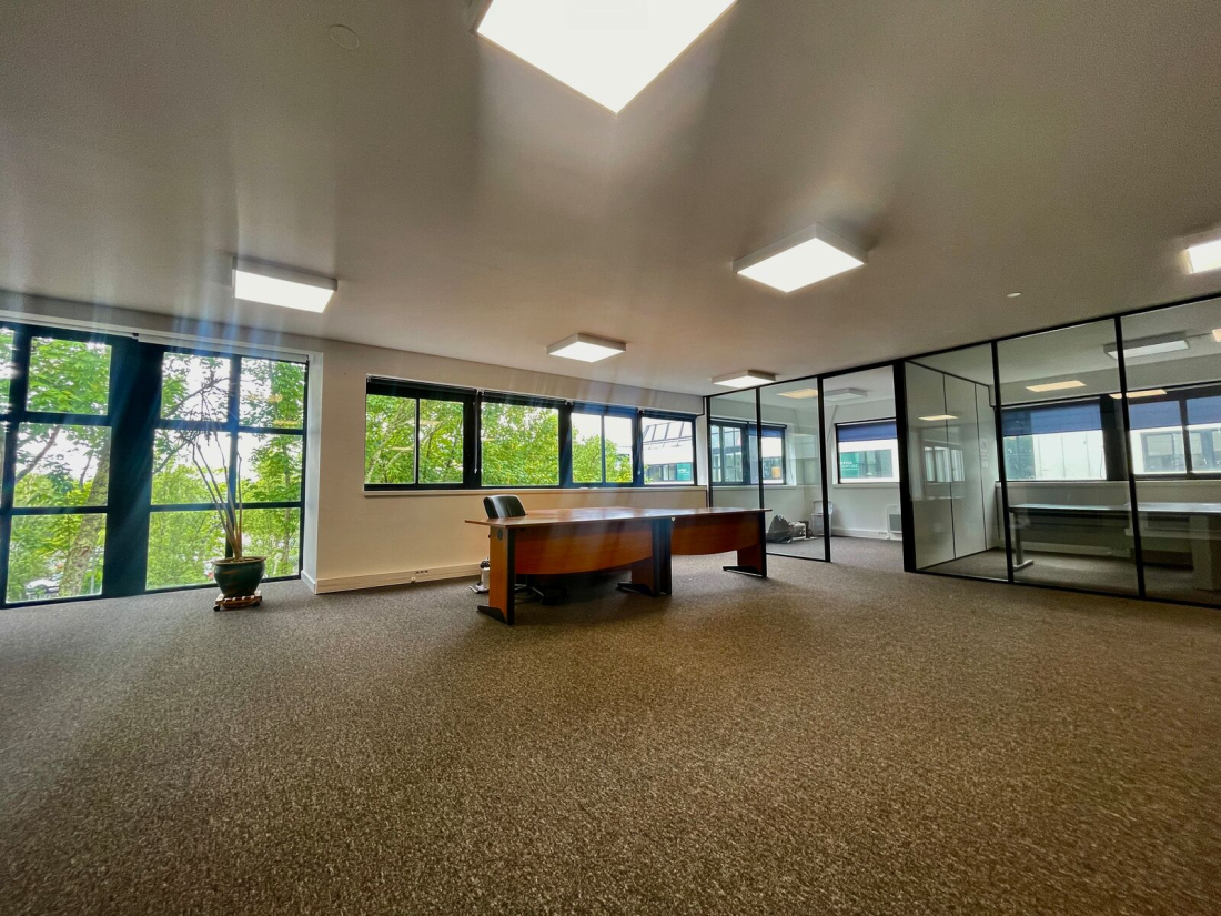 Photo 2 – location bureaux	ORVAULT (44700)